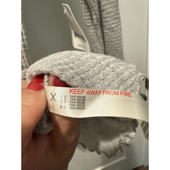 Free People L5116 Gray Heathered Waffle Make It Easy Thermal Top Size M NWT - Picture 6 of 7